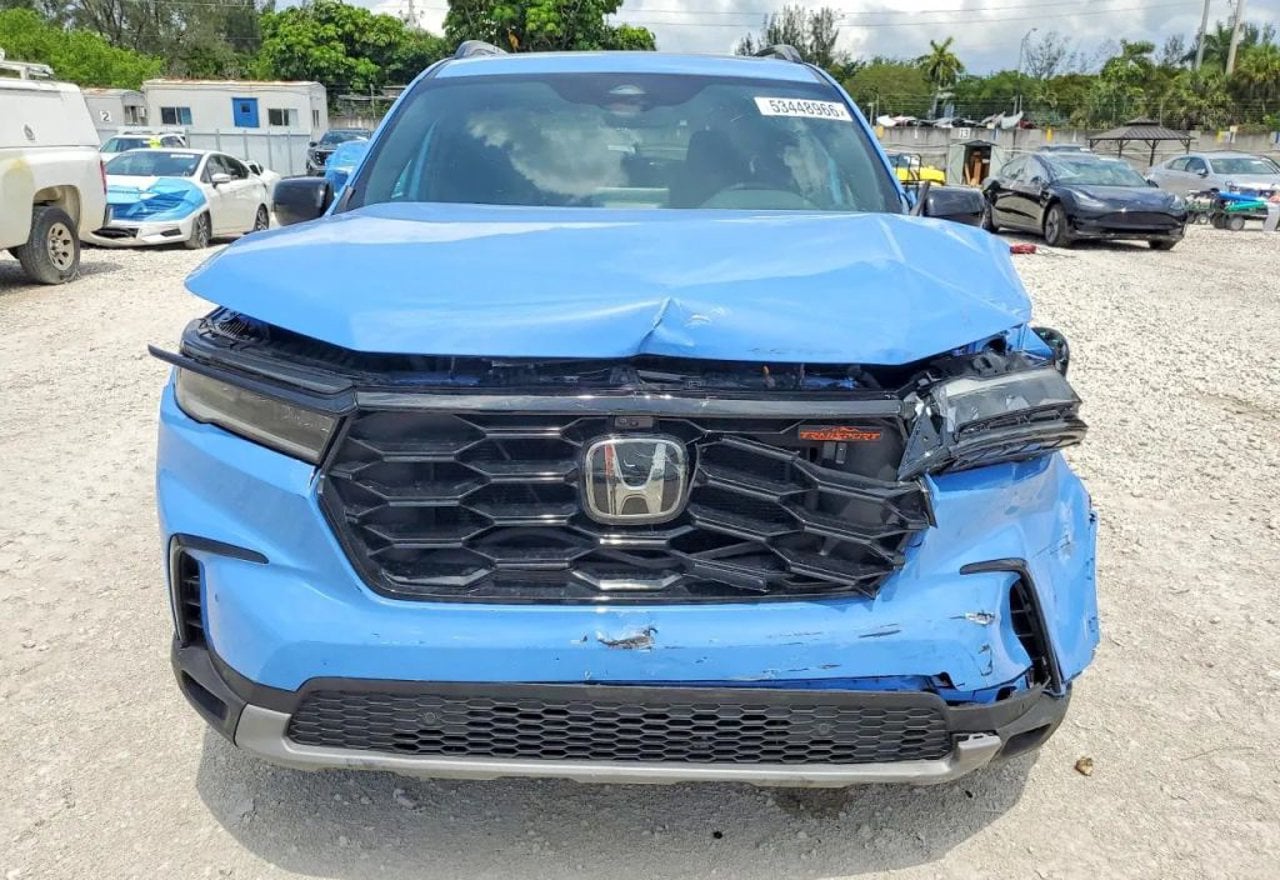 2025 Honda Pilot TrailSport - 5FNYG1H63SB104483 photo 16