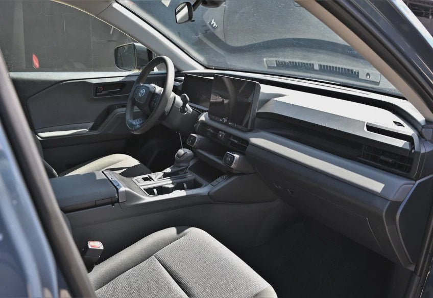 2026 Toyota RAV4 LE - 2T36DRBV9TC008935 photo 17