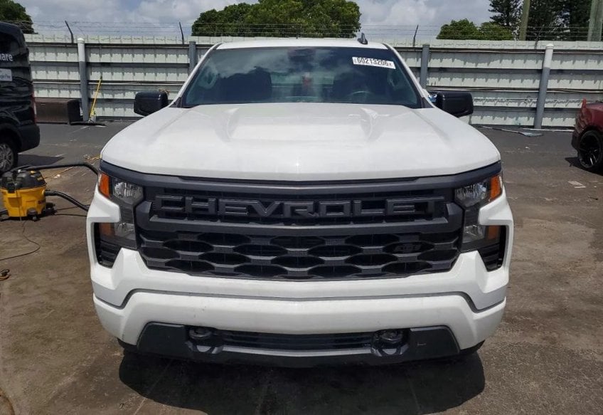 2024 Chevrolet Silverado 1500 Custom - 3GCPABEK7RG215238 photo 4