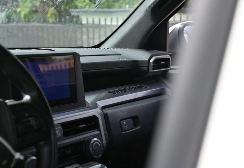 2024 Toyota Tacoma SR5 - 3TMKB5FN8RM017805 photo 9
