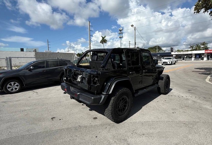 2023 Jeep Wrangler Sport - 1C4HJXDG4PW647119 photo 3
