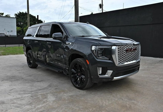 2022 GMC Yukon XL Denali - 1GKS2JKL3NR153916 photo 2