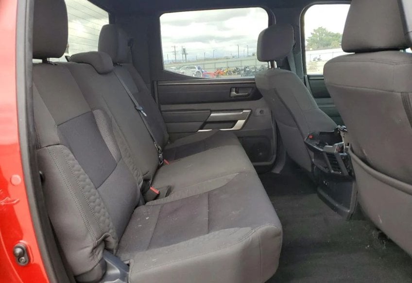 2025 Toyota Tundra SR5 - 5TFLA5EC8SX042176 photo 10