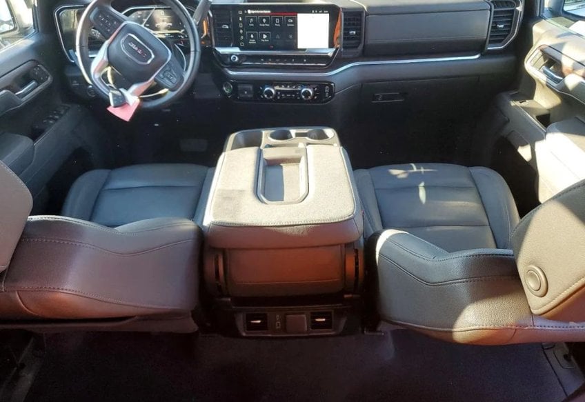 2025 GMC Sierra 1500 SLT - 1GTPHDED9SZ249079 photo 7