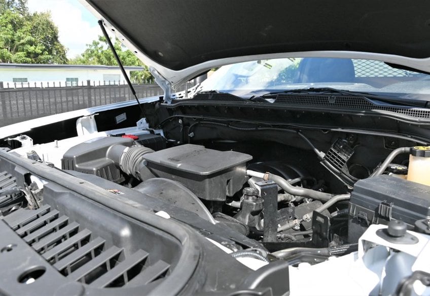 2020 Chevrolet Silverado 2500HD Work Truck - 1GC3YLE73LF219887 photo 17