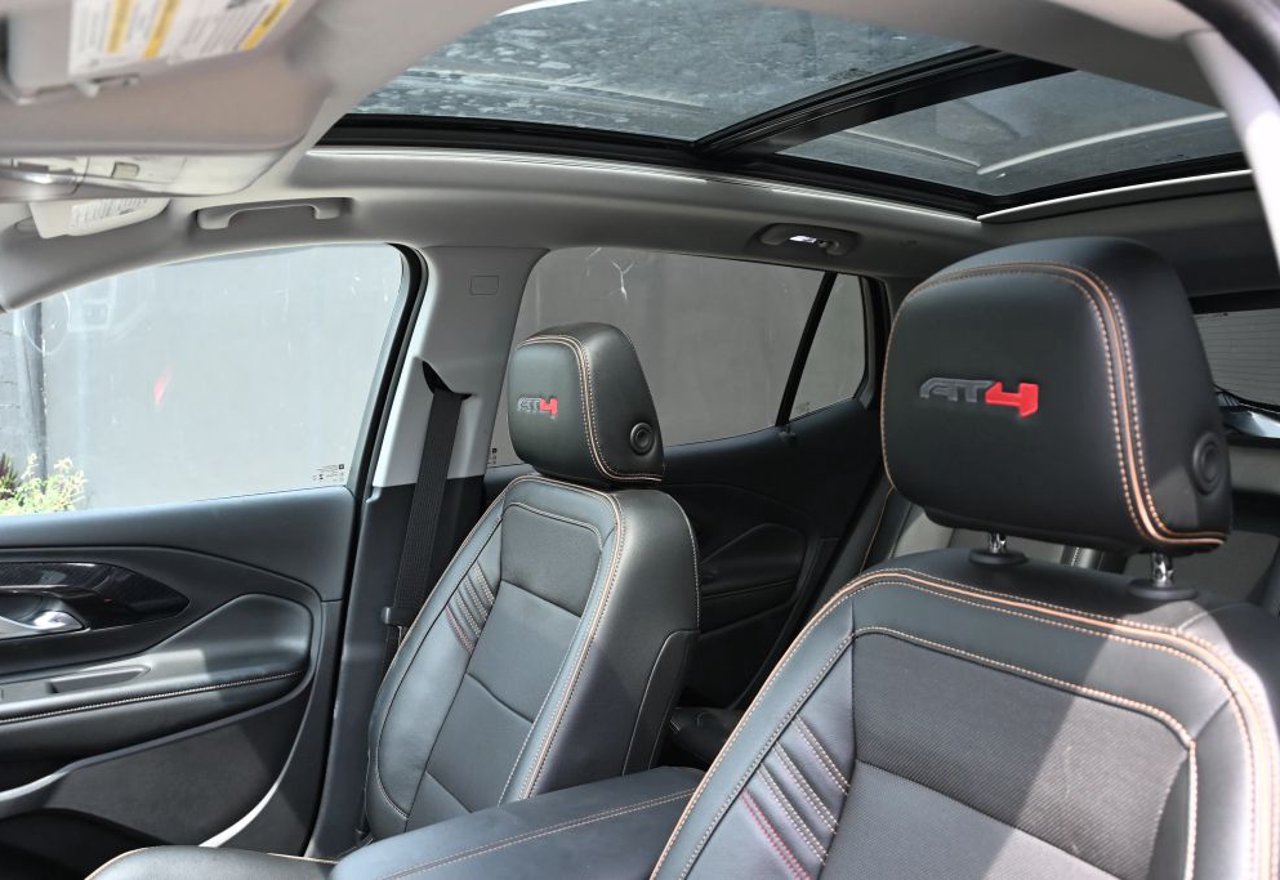 2024 GMC Terrain AT4 - 3GKALYEG6RL282200 photo 37
