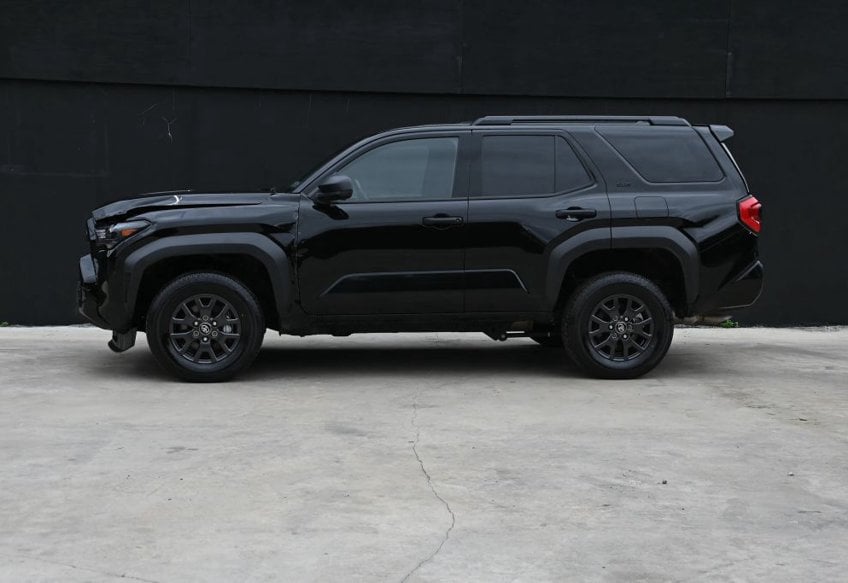 2025 Toyota 4Runner SR5 - JTEVA5AR0S5001969 photo 6