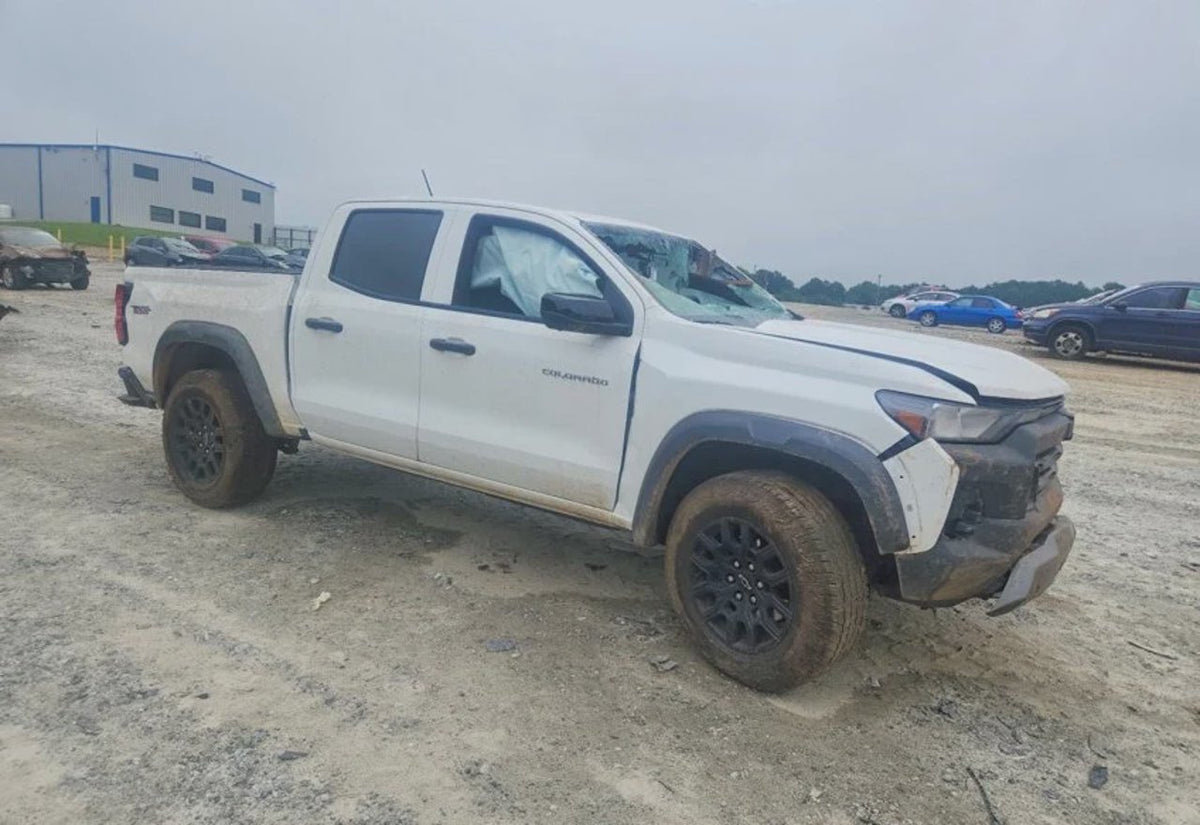 2026 Chevrolet Colorado Trail Boss - 1GCPTEEK5T1136426 photo 14