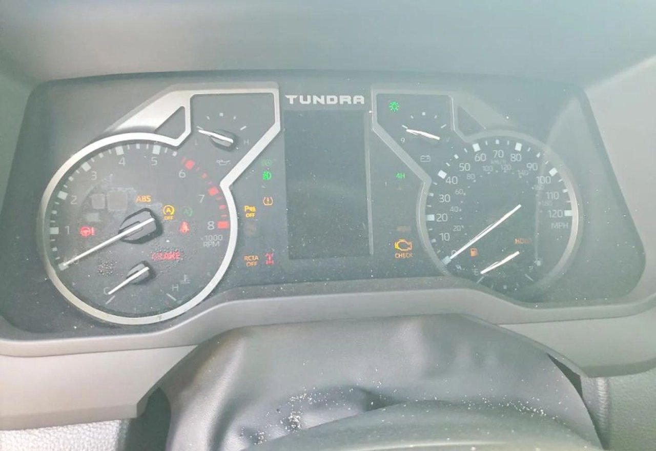 2025 Toyota Tundra SR5 - 5TFLA5DB1SX267872 photo 15
