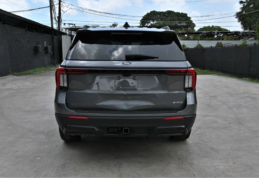 2025 Ford Explorer ST-Line - 1FMUK8KH5SGB37860 photo 7