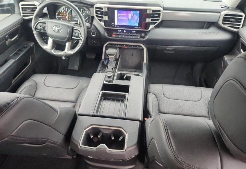 2024 Toyota Tundra SR5 - 5TFLA5DB9RX211530 photo 8