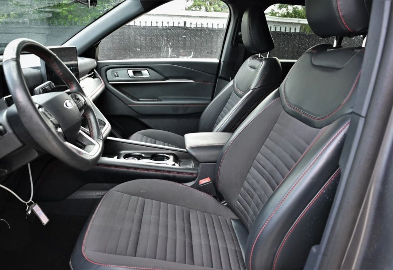 2025 Ford Explorer ST-Line - 1FMUK8KH5SGB37860 photo 30
