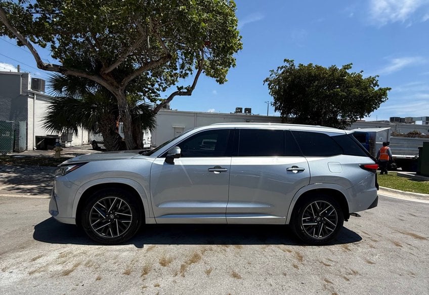 2025 Lexus TX 350 - 5TDAAAB65SS038235 photo 5