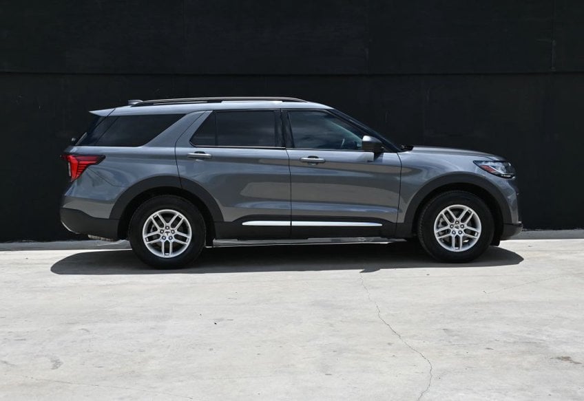 2025 Ford Explorer Active - 1FMUK7DH5SGD00224 photo 5