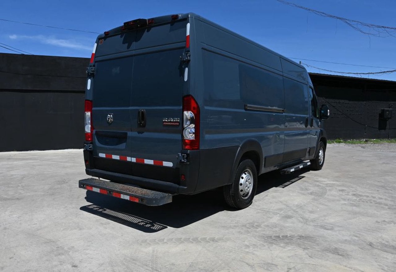 2020 Ram ProMaster 3500 159 WB - 3C6URVJG2LE107036 photo 18
