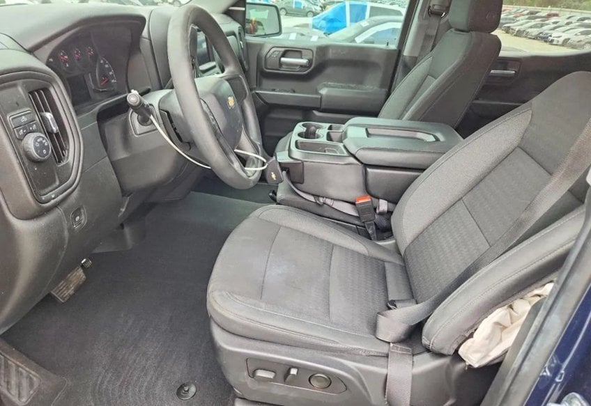 2022 Chevrolet Silverado 1500 Custom - 1GCPABEKXNZ590633 photo 8