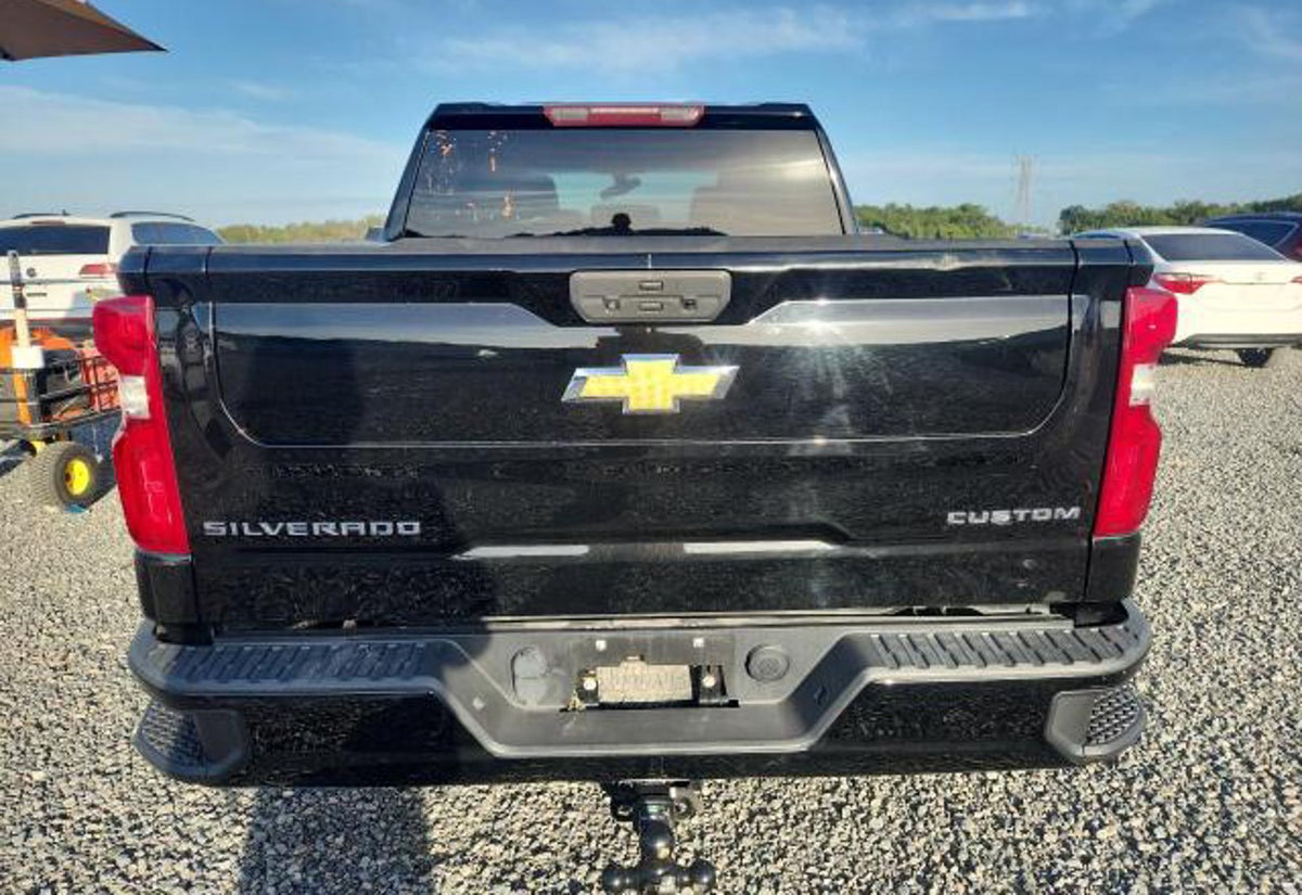 2021 Chevrolet Silverado 1500 Custom - 3GCPWBEKXMG366343 photo 17