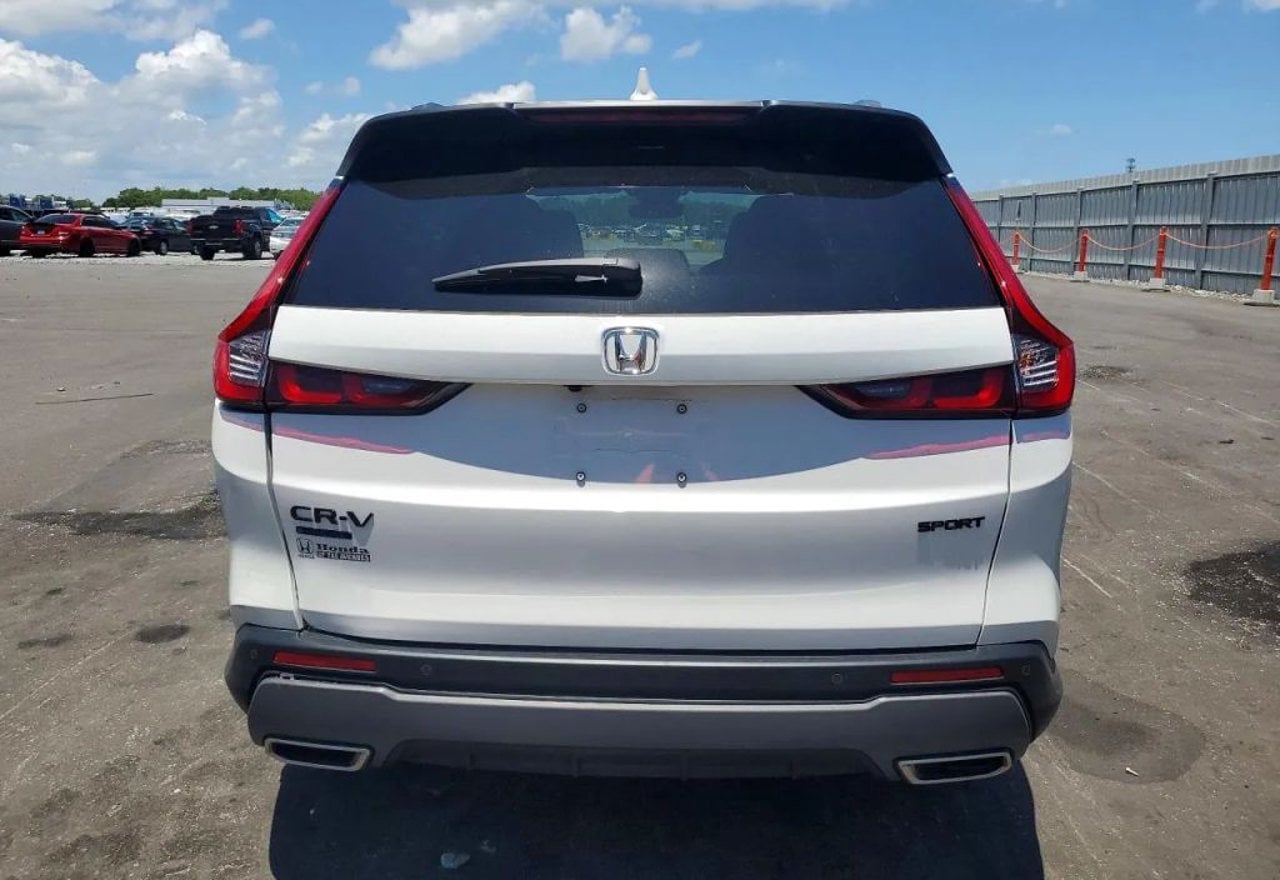 2026 Honda CR-V Hybrid Sport-L - 5J6RS5H86TL012966 photo 17