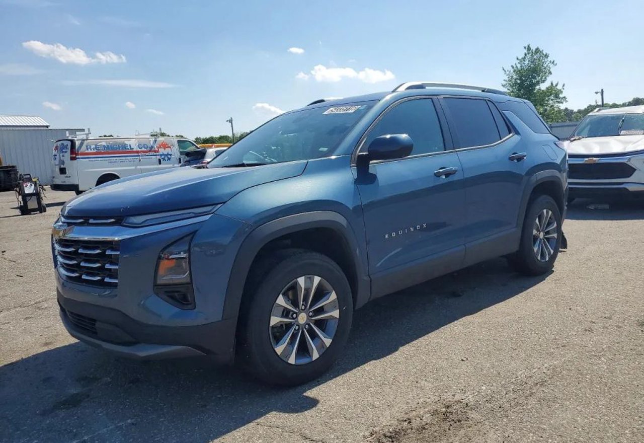2025 Chevrolet Equinox LT - 3GNAXHEG3SL163565 photo 13