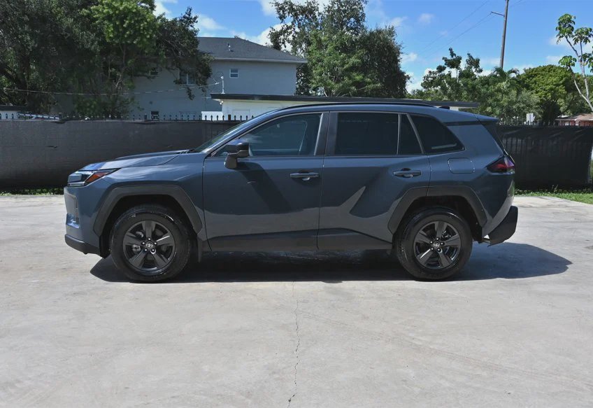 2026 Toyota RAV4 LE - 2T36DRBV9TC008935 photo 6