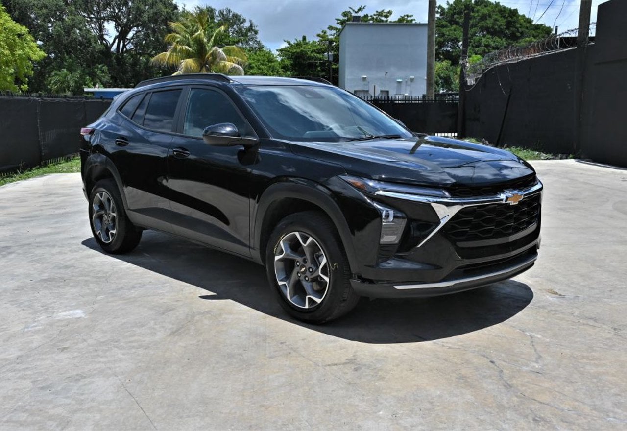 2025 Chevrolet Trax LT - KL77LHEP3SC172340 photo 20