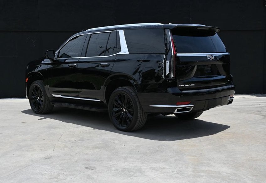 2023 Cadillac Escalade Premium Luxury - 1GYS3BKL2PR472221 photo 3