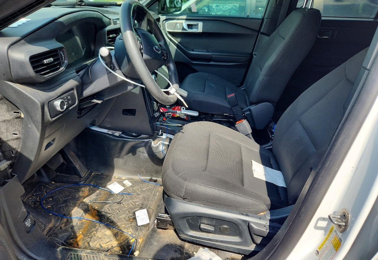 2021 Ford Explorer Police Interceptor Utility - 1FM5K8AB6MGA19384 photo 19