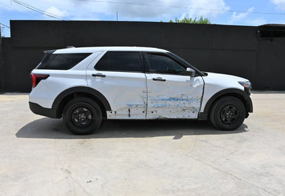 2025 Ford Explorer Hybrid Police Interceptor Utility - 1FM5K8AW1SGA87804 photo 23