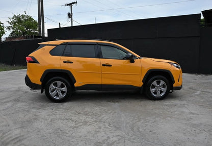 2023 Toyota RAV4 Hybrid LE - JTMLWRFV2PD187036 photo 5