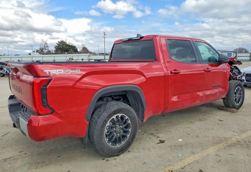 2025 Toyota Tundra SR5 - 5TFLA5EC8SX042176 photo 4