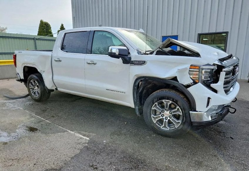 2026 GMC Sierra 1500 SLT - 1GTUUDED1TZ254518 photo 2