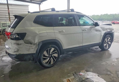 2024 Volkswagen Atlas SE - 1V2JR2CA5RC501969 photo 4
