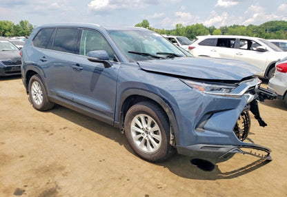 2025 Toyota Grand Highlander XLE - 5TDAAAB53SS077901 photo 1