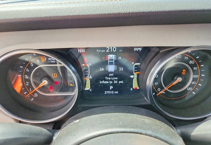 2022 Jeep Gladiator Overland - 1C6HJTFG7NL114371 photo 9