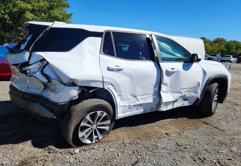 2027 Chevrolet Equinox LT - 3GNAXPEG0VL150075 photo 4