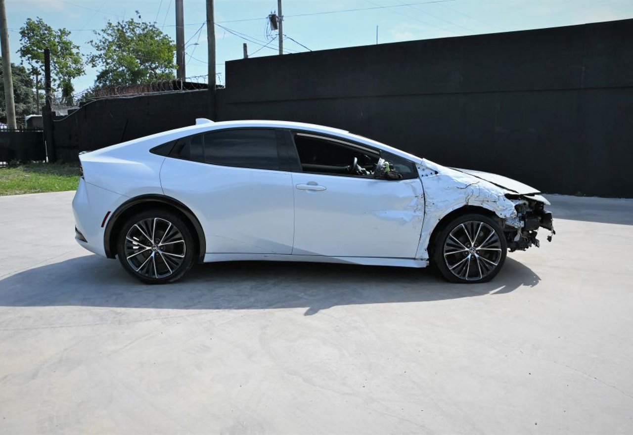2023 Toyota Prius XLE - JTDACAAU1P3005039 photo 21