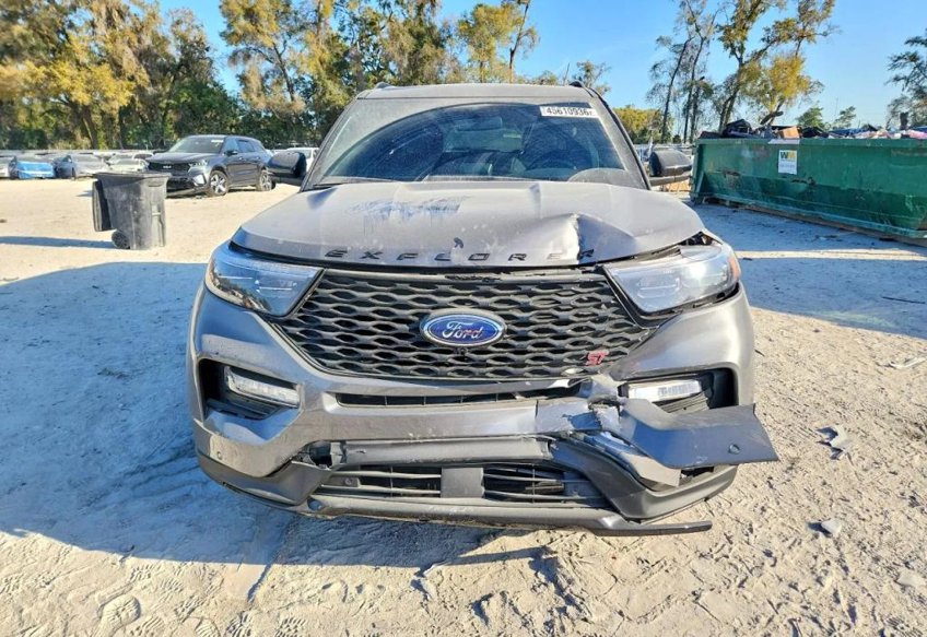 2024 Ford Explorer ST - 1FM5K8GC5RGA21022 photo 5