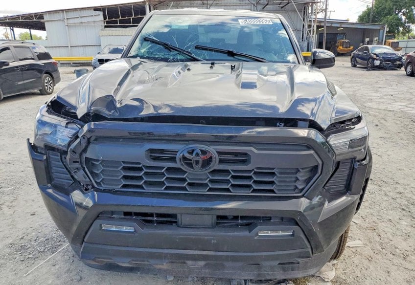 2025 Toyota Tacoma SR5 - 3TMKB5FN9SM053525 photo 5
