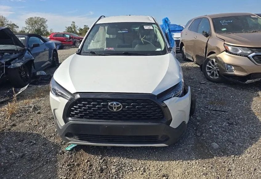 2025 Toyota Corolla Cross L Sport Utility 4D - 7MUAAAAG0SV148643 photo 3