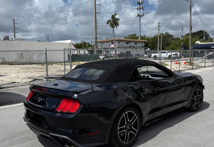2020 Ford Mustang EcoBoost - 1FATP8UH5L5118713 photo 4