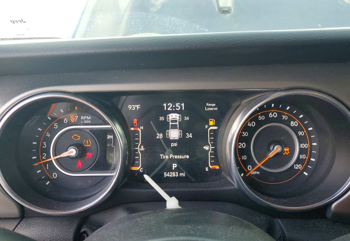 2023 Jeep Gladiator - 1C6HJTAG3PL554615 photo 19
