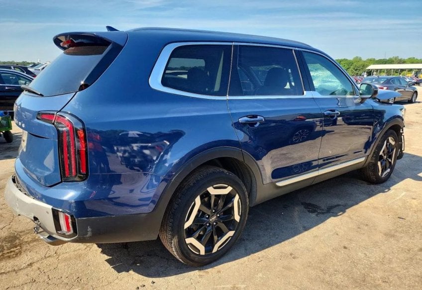 2023 Kia Telluride EX - 5XYP34GC4PG373396 photo 3