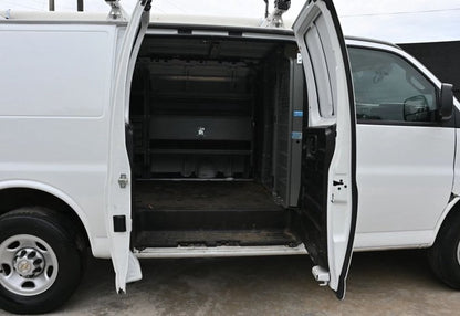 2024 Chevrolet Express 2500 - 1GCWGAF78R1179279 photo 9