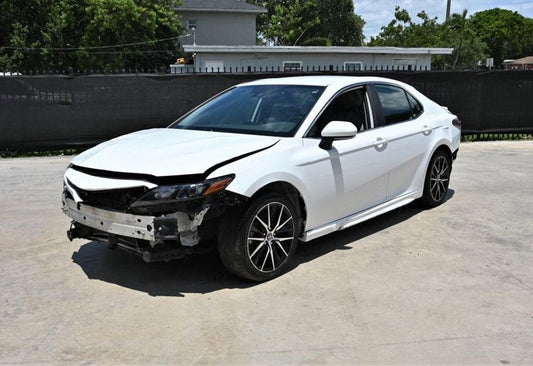 2022 Toyota Camry SE - 4T1G11AK6NU073192 photo 1