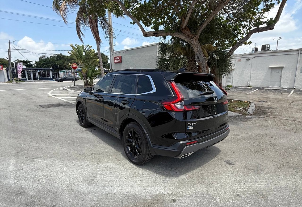 2024 Honda CR-V Hybrid Sport-L - 7FARS6H85RE070109 photo 16