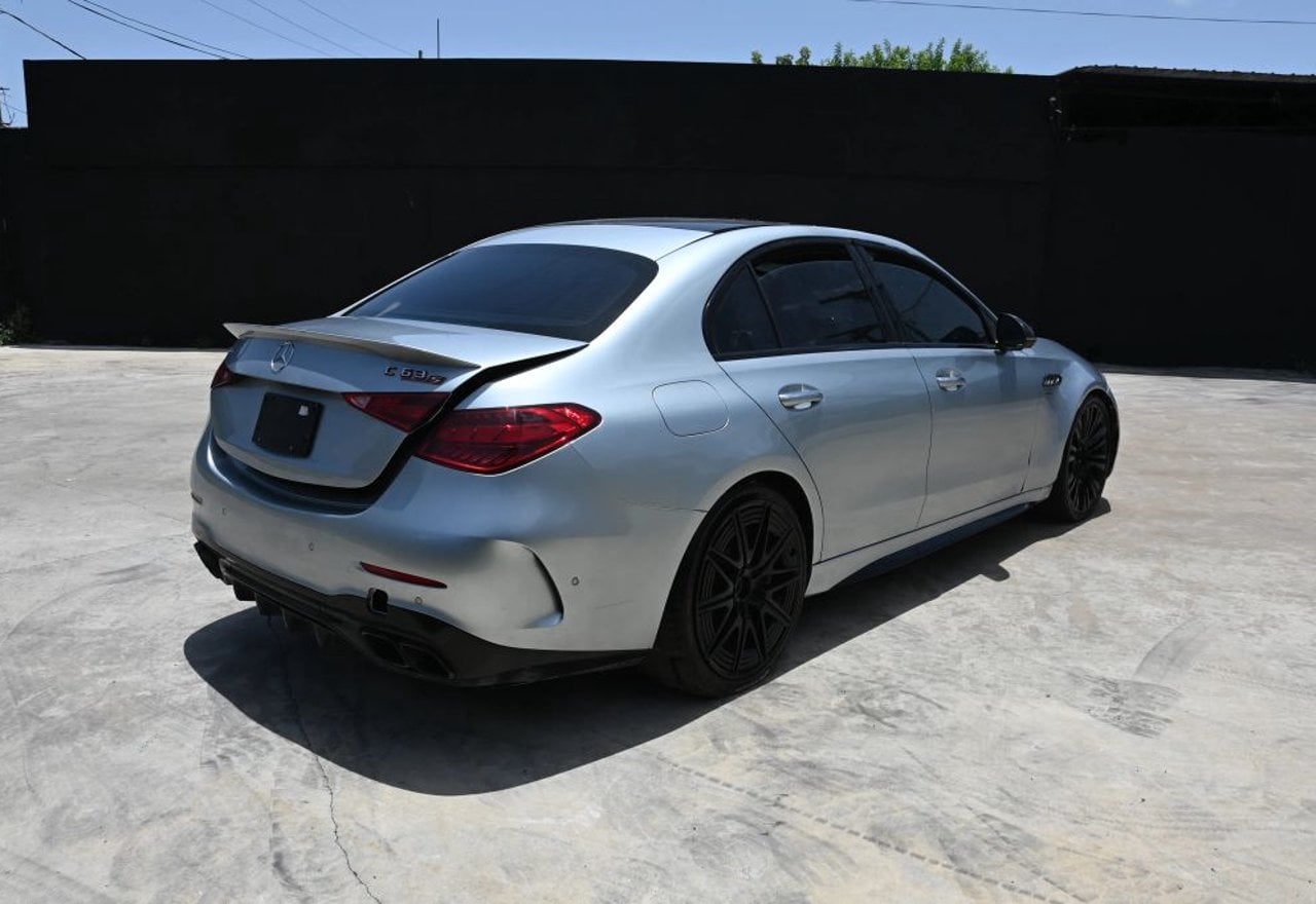 2024 Mercedes-Benz C-Class AMG C 63 S E Performance - W1KAF8AB9RR186055 photo 17