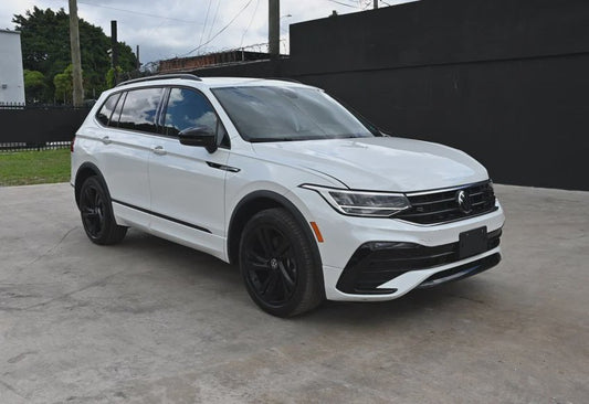 2024 Volkswagen Tiguan SE R-Line Black - 3VVCB7AX6RM055138 photo 1