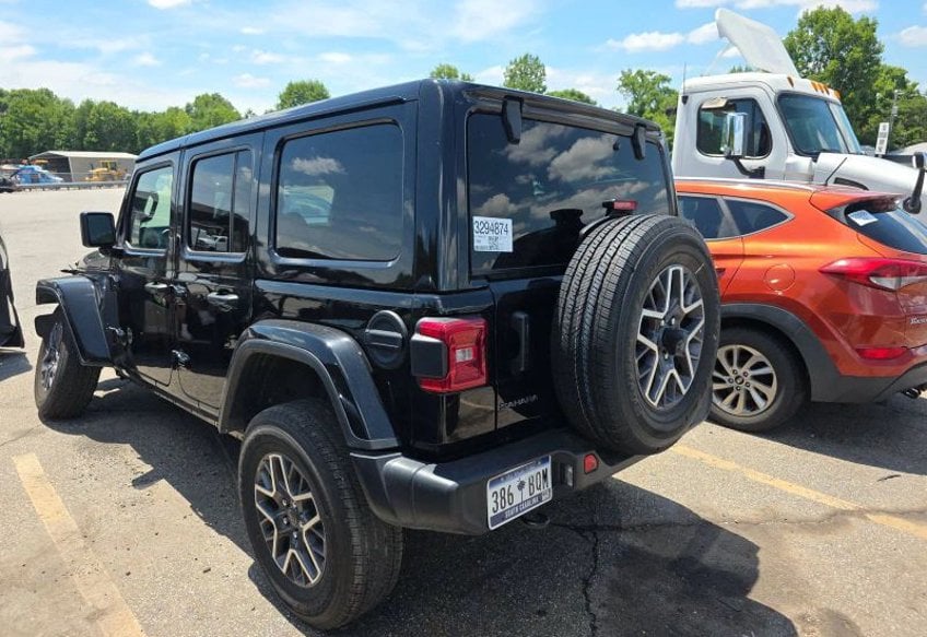 2025 Jeep Wrangler Sahara Sport Utility 4D - 1C4PJXEN3SW592132 photo 4