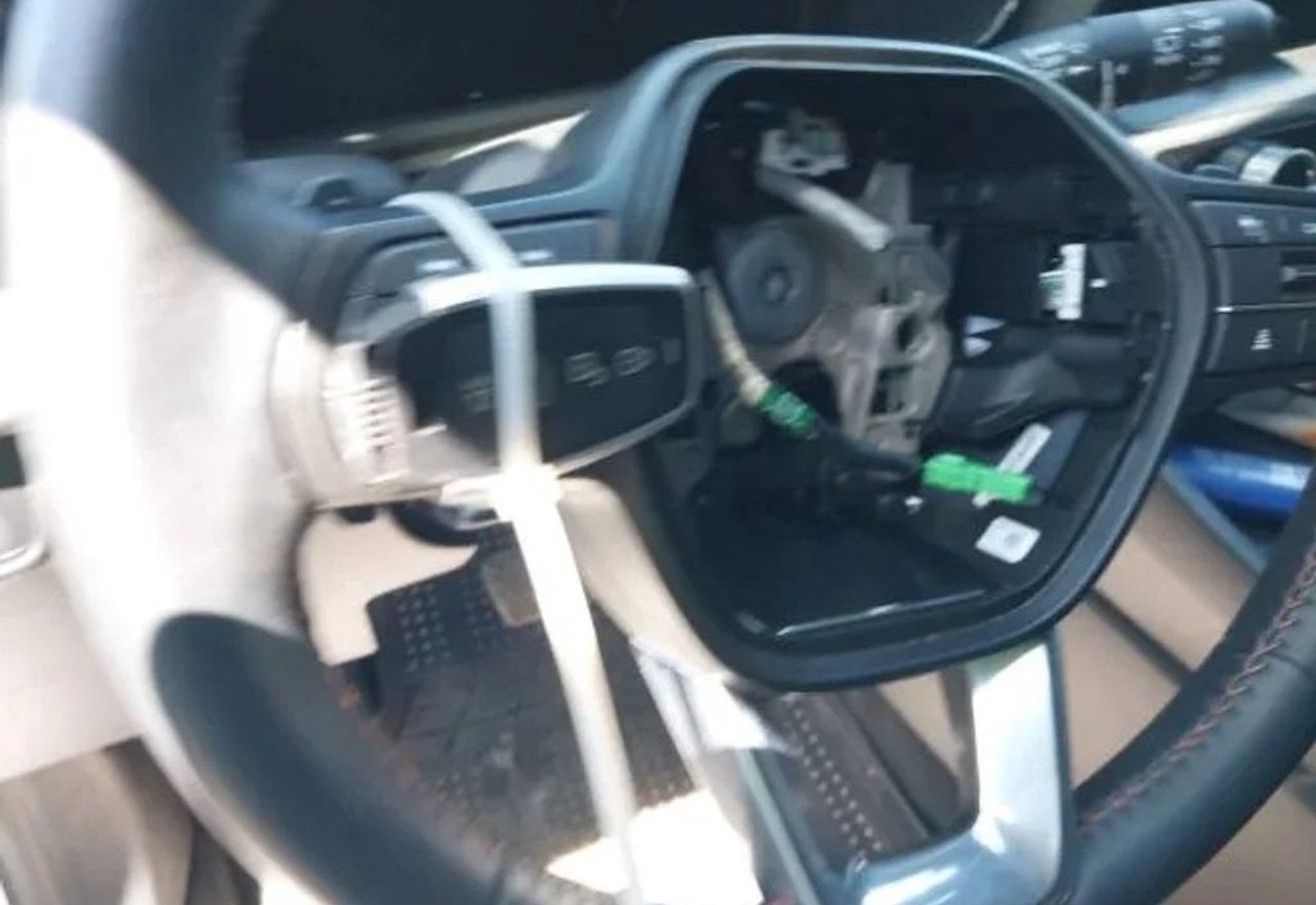 2025 Honda CR-V Hybrid Sport - 7FARS6H5XSE067881 photo 18