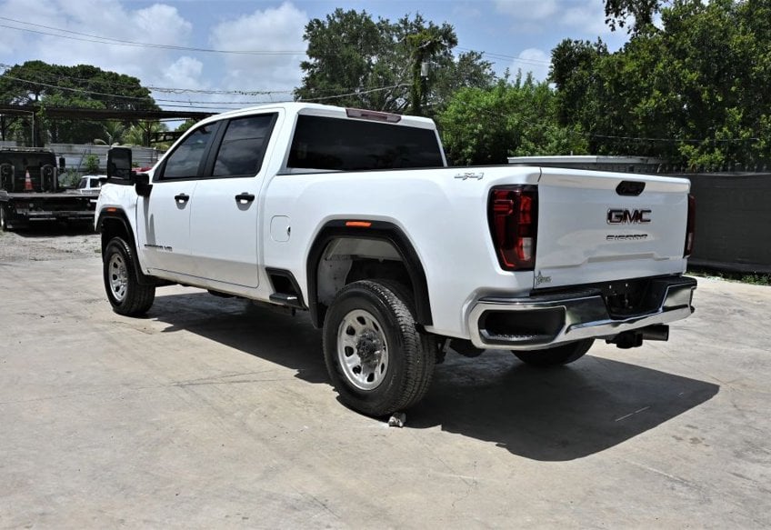 2025 GMC Sierra 2500HD Pro - 1GT4ULEY9SF317023 photo 3